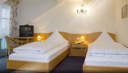 Landgasthof Hohenauer Hof Hotel 3*